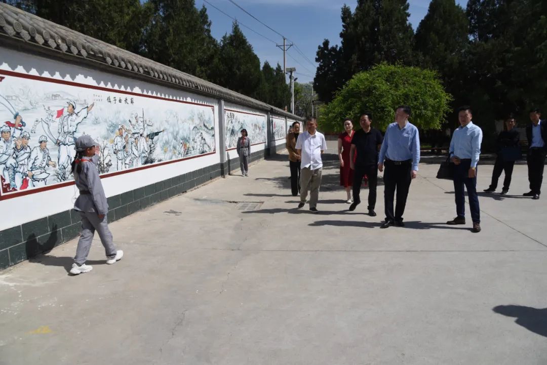 1704501505657690.jpg 4.jpg